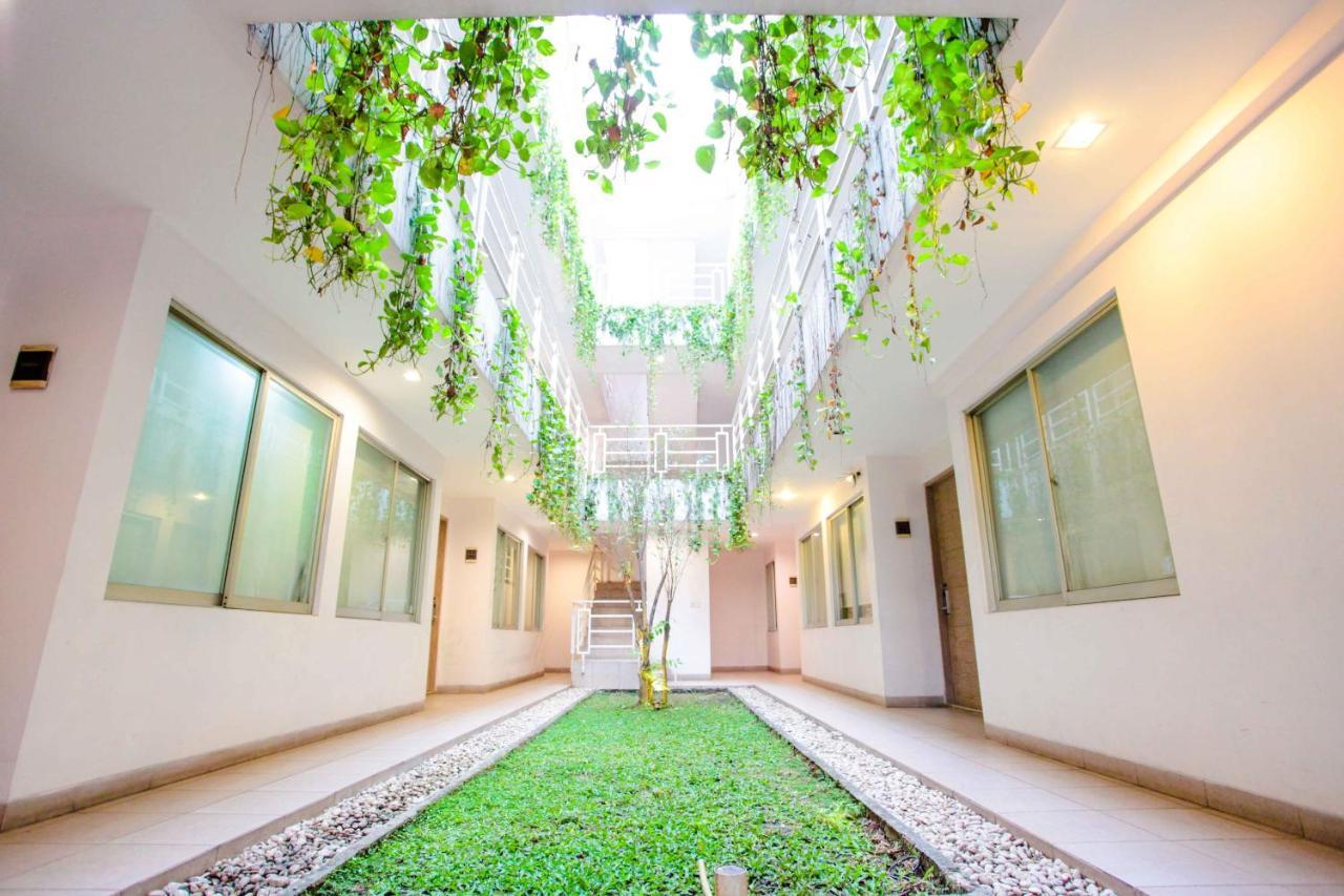 Legreen Suite Pejompongan Jakarta Eksteriør bilde